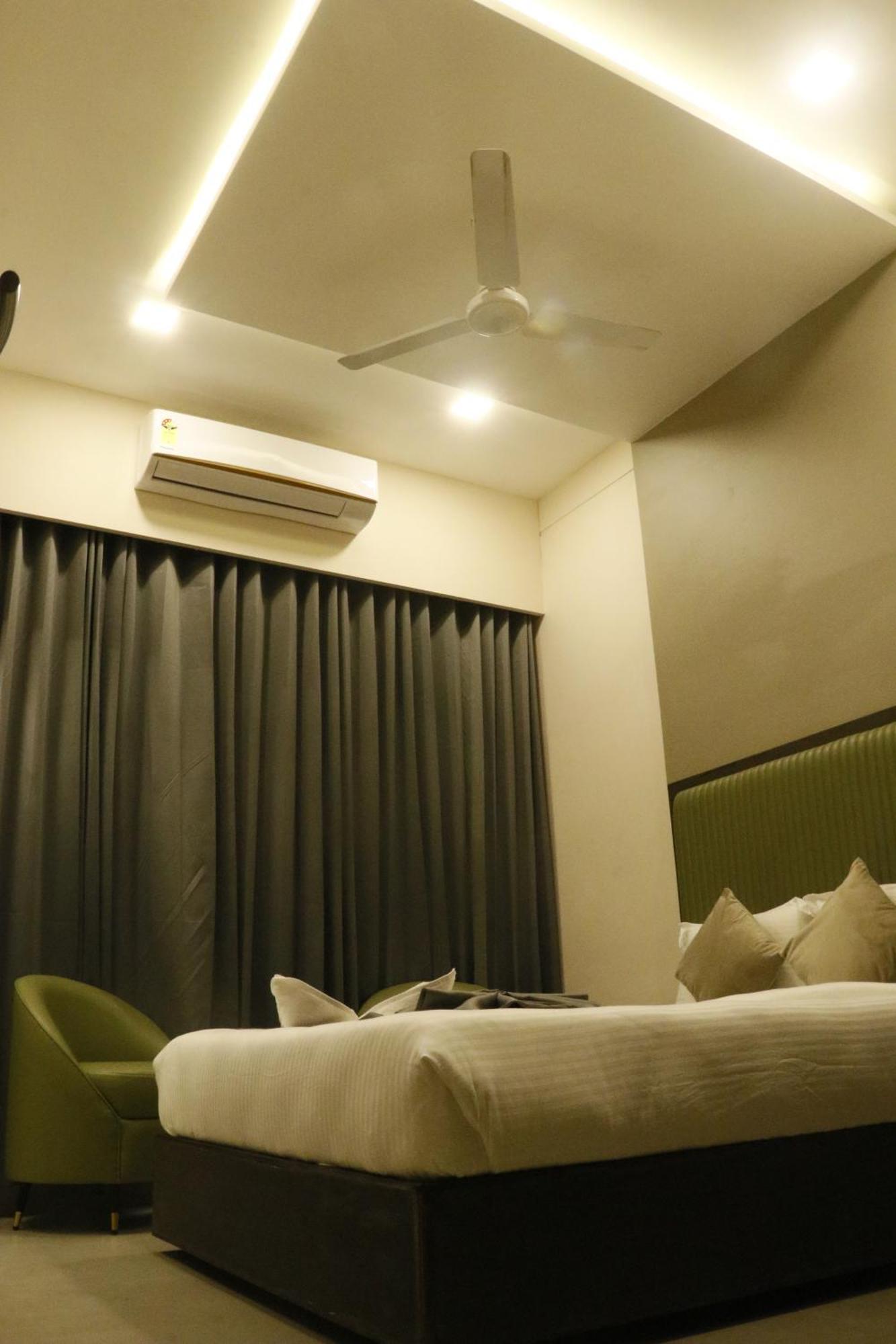 Hotel Cosmo Grande Chennai Exterior foto